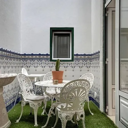 Unique Sao Bento Ideal For A Group Lisbona