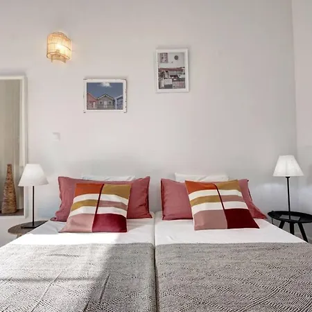 Unique Sao Bento Ideal For A Group リスボン